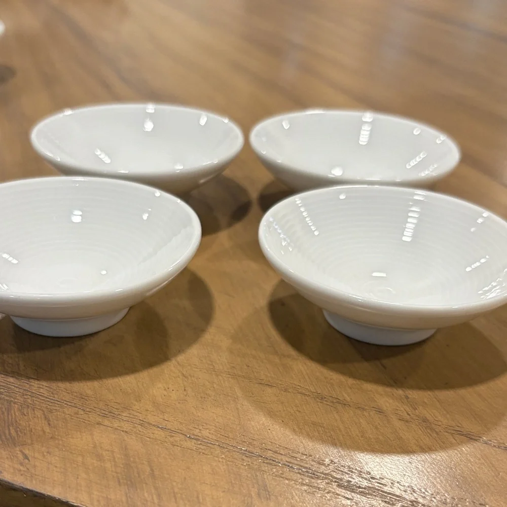 Crate&Barrel White Ribbed dipping Bowl set of 4